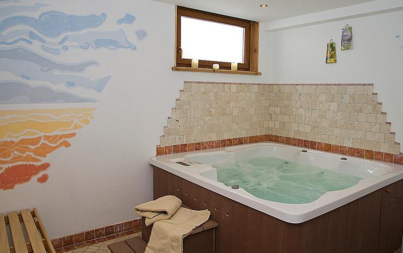 Hotel Miramonti Vigo di Fassa Luaran gambar