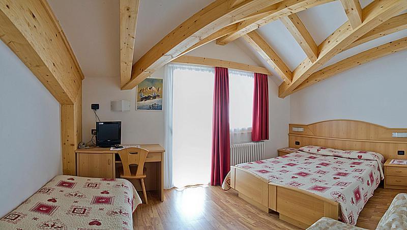 Hotel Miramonti Vigo di Fassa Luaran gambar