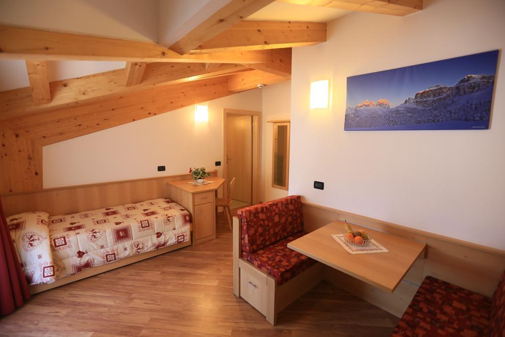 Hotel Miramonti Vigo di Fassa Luaran gambar